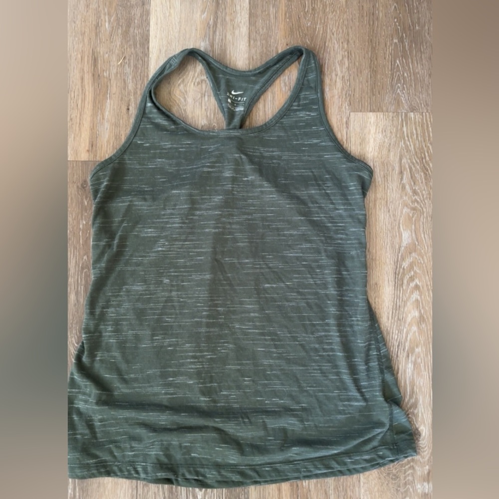 Nike L Green Tank